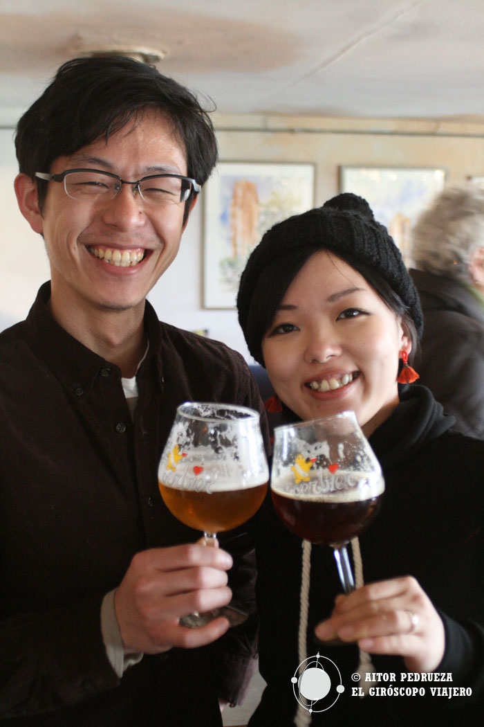 Nuestros amigos japoneses y distribuidores de las cervezas de Dolle Brouwers en Tokio