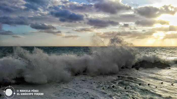 La bravura del mar nos atrapó e un hipnótico instante