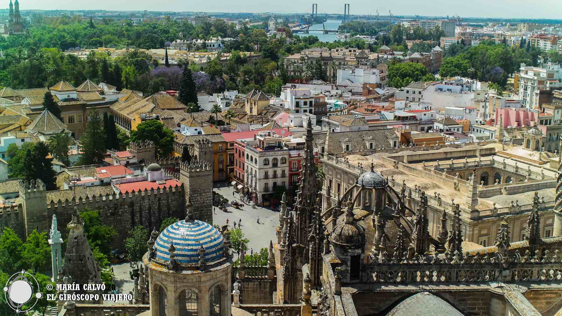 Los cielos de Sevilla desde su centinela, la Giralda