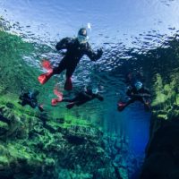 Snorkel en Silfra, la falla entre dos continentes. Una experiencia submarina extraordinaria en Islandia