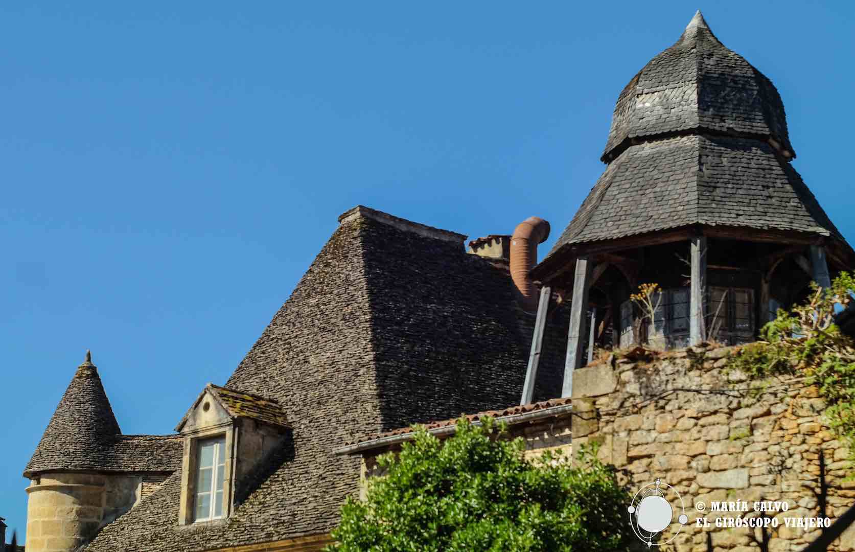 El misterio de los tejados de la Dordoña-Périgord, Francia