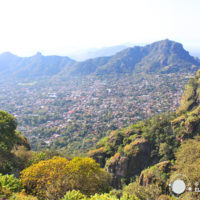 Subir al cerro y la zona arqueológica de Tepozteco en Tepoztlán