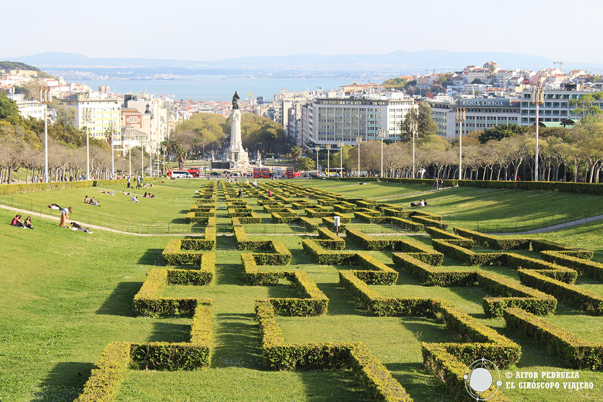 Vistas panorámicas de Lisboa desde los jardines del Parque Eduardo VII