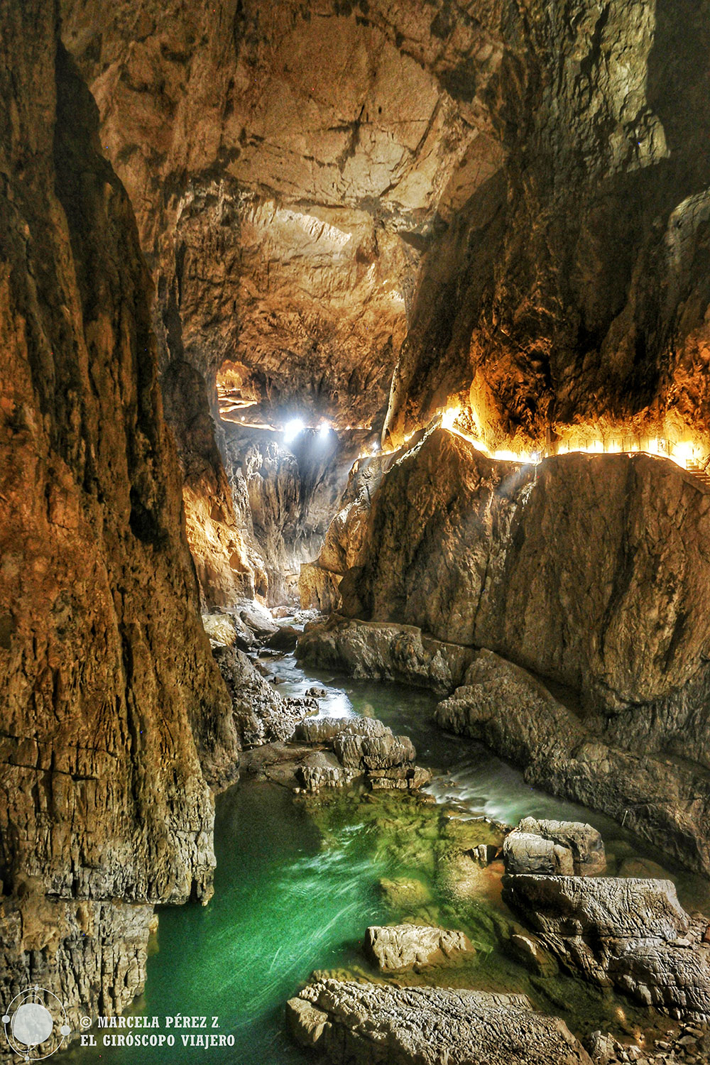 El sorprendente interior de la cueva Skocjan en Eslovenia