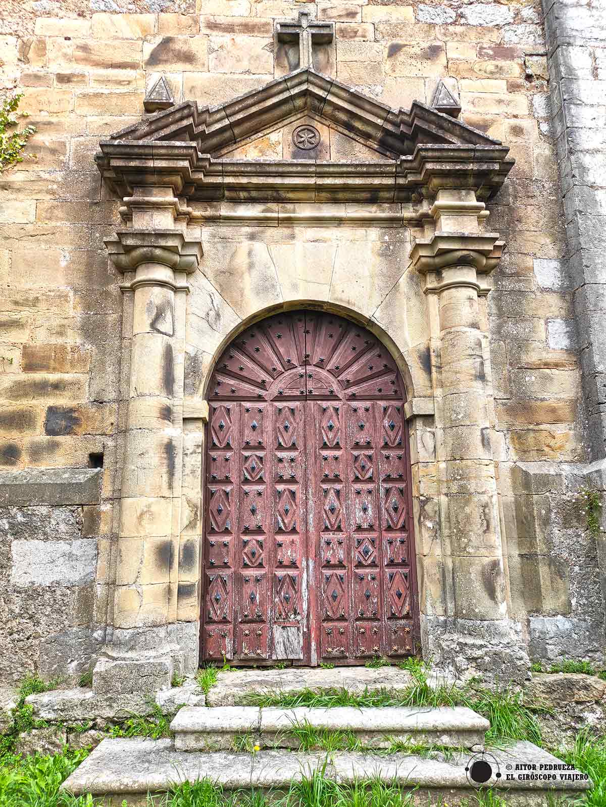 Entrada Iglesia Rucandio