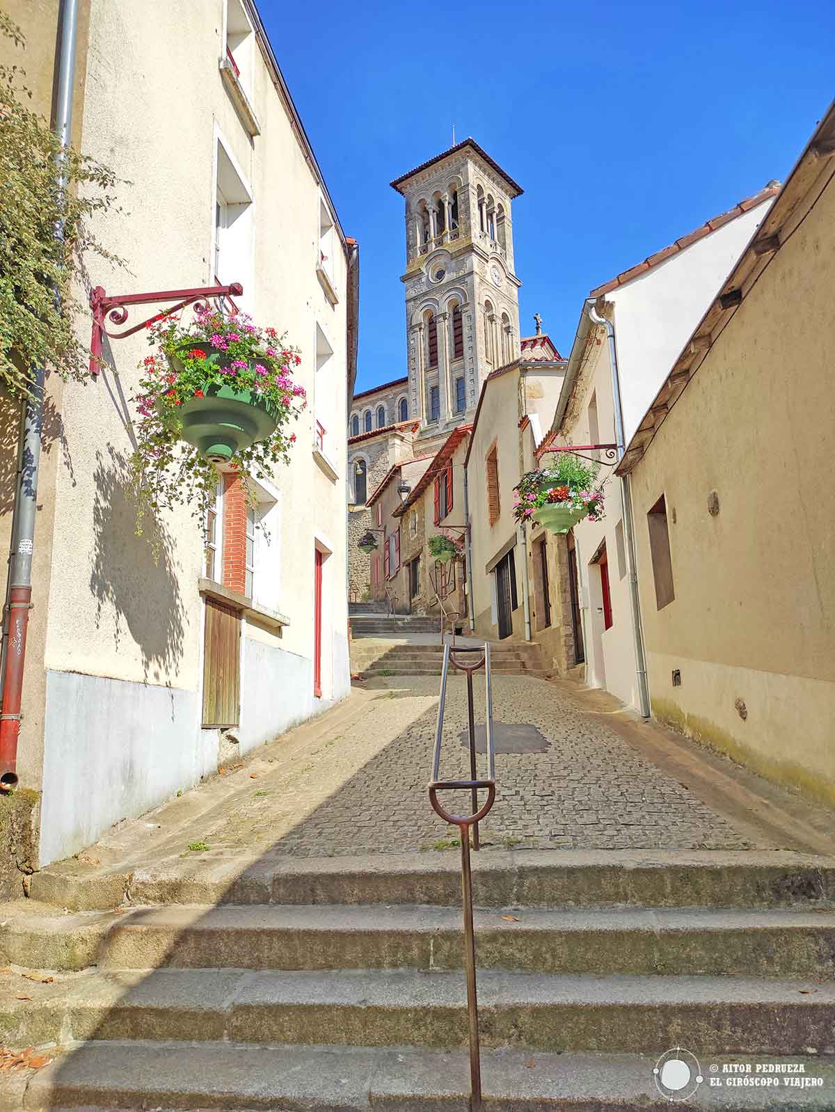 Calle Tire-Jarrets en el centro histórico de Clisson