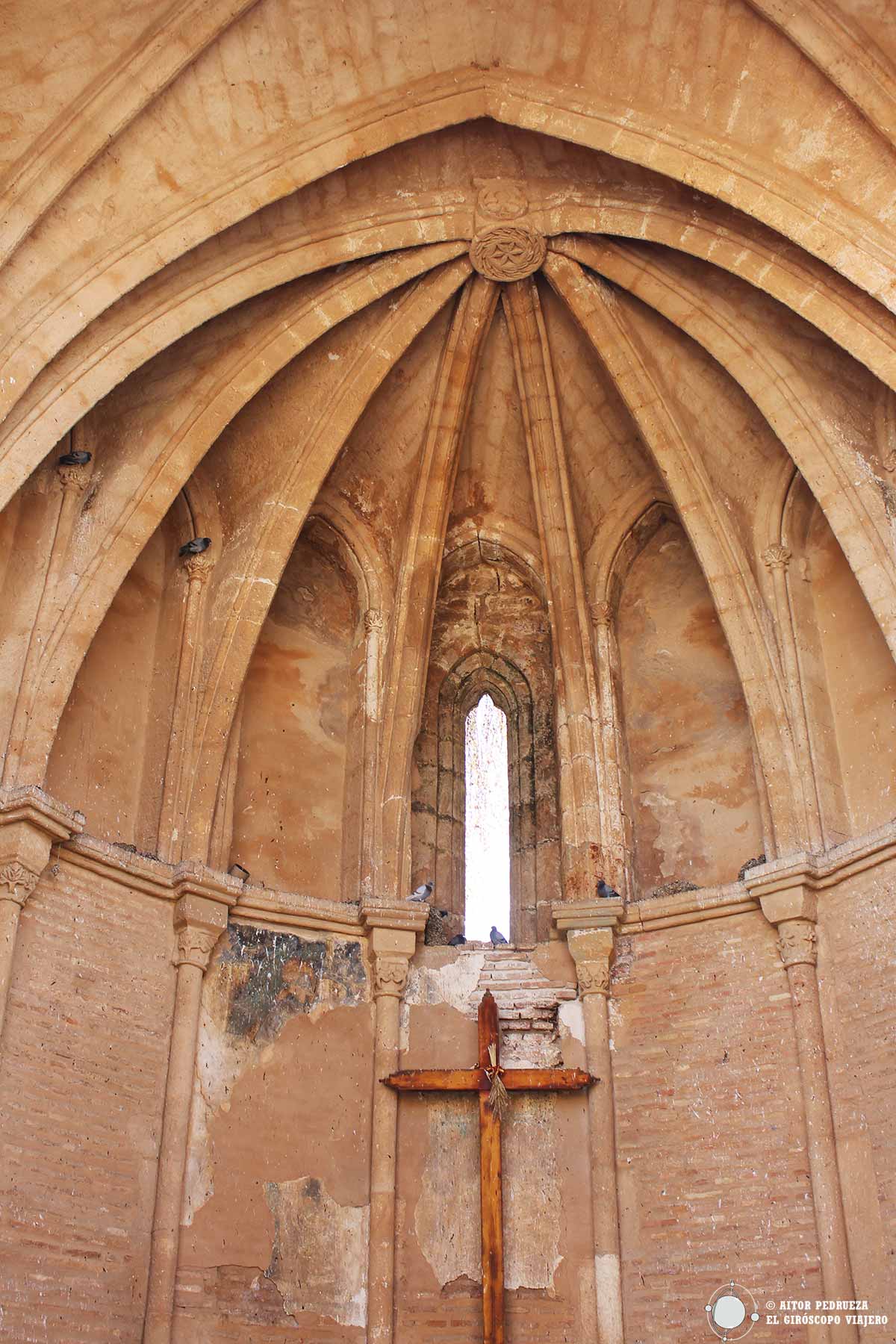Bóveda de crucería de la Iglesia de San Martín en Niebla