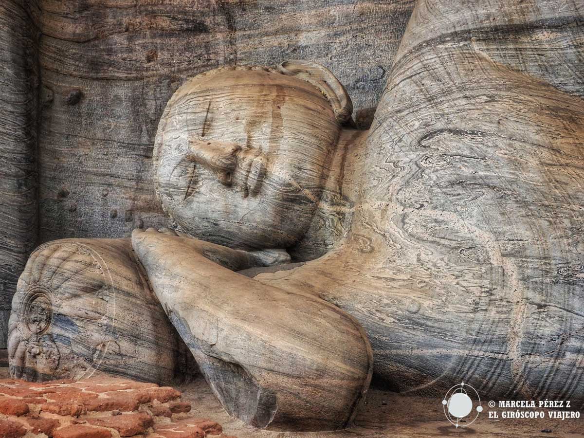 Estatua de Buda en Polonnaruwa