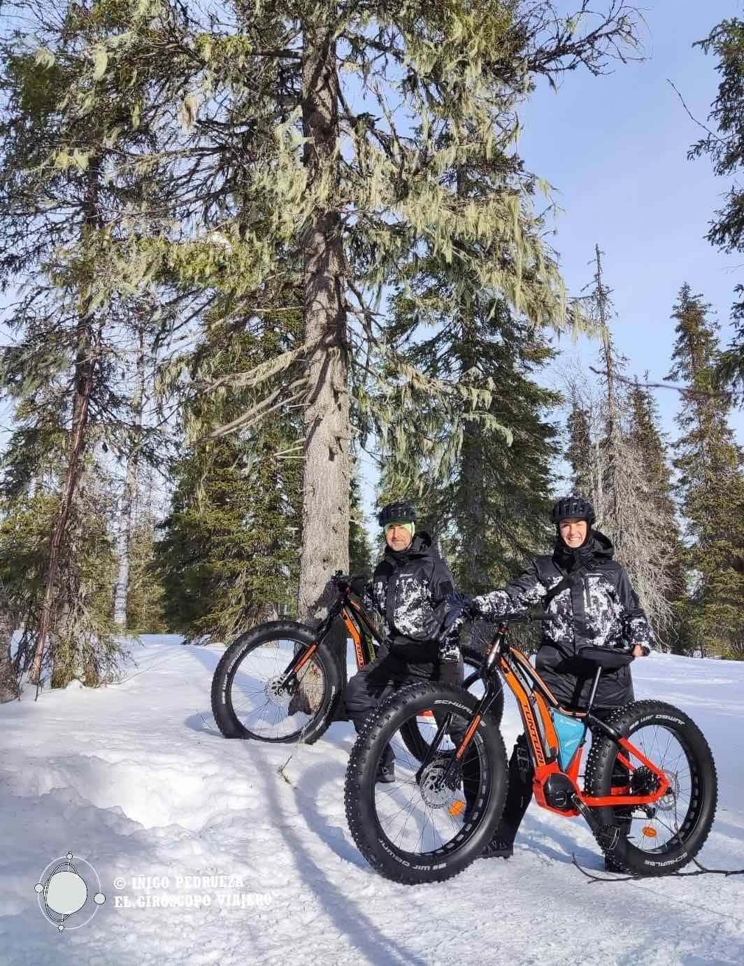 Las fatbikes son ideales para adentrarse en bosques y cumbres en Laponia