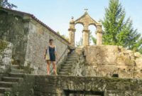 Monasterio de San Pedro de Rocas, el más antiguo de Galicia. De camino a la Ribeira Sacra