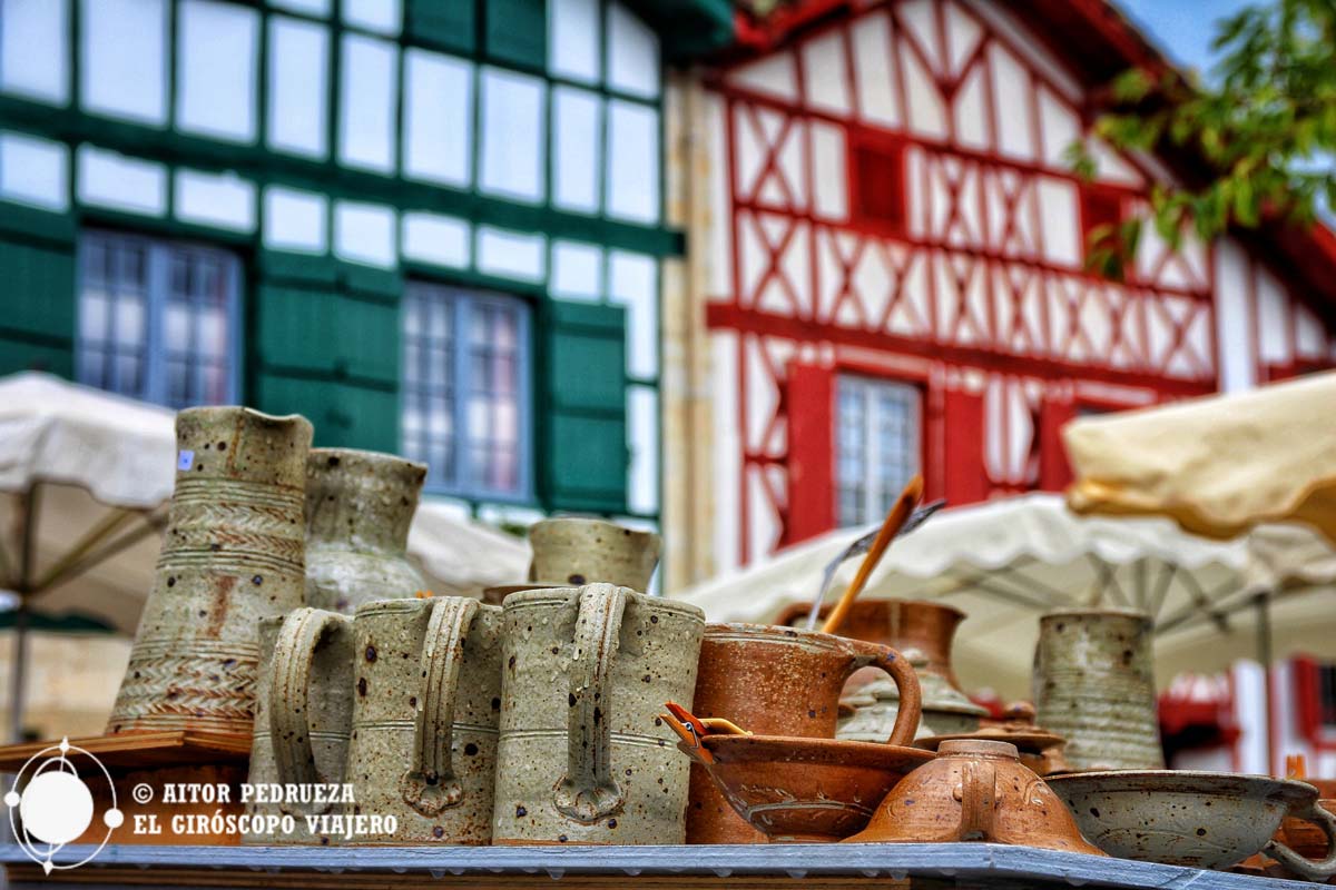 Feria de la cerámica en Bastide-Clairence