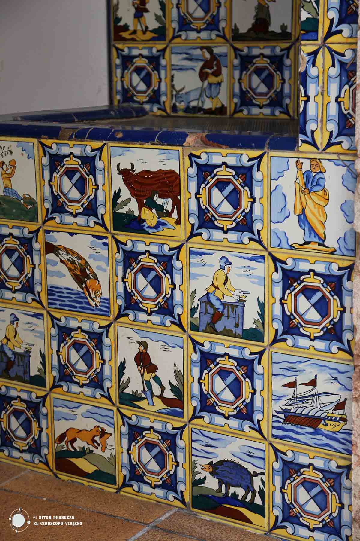 Azulejos en una de las casas de Sant Pol de Mar