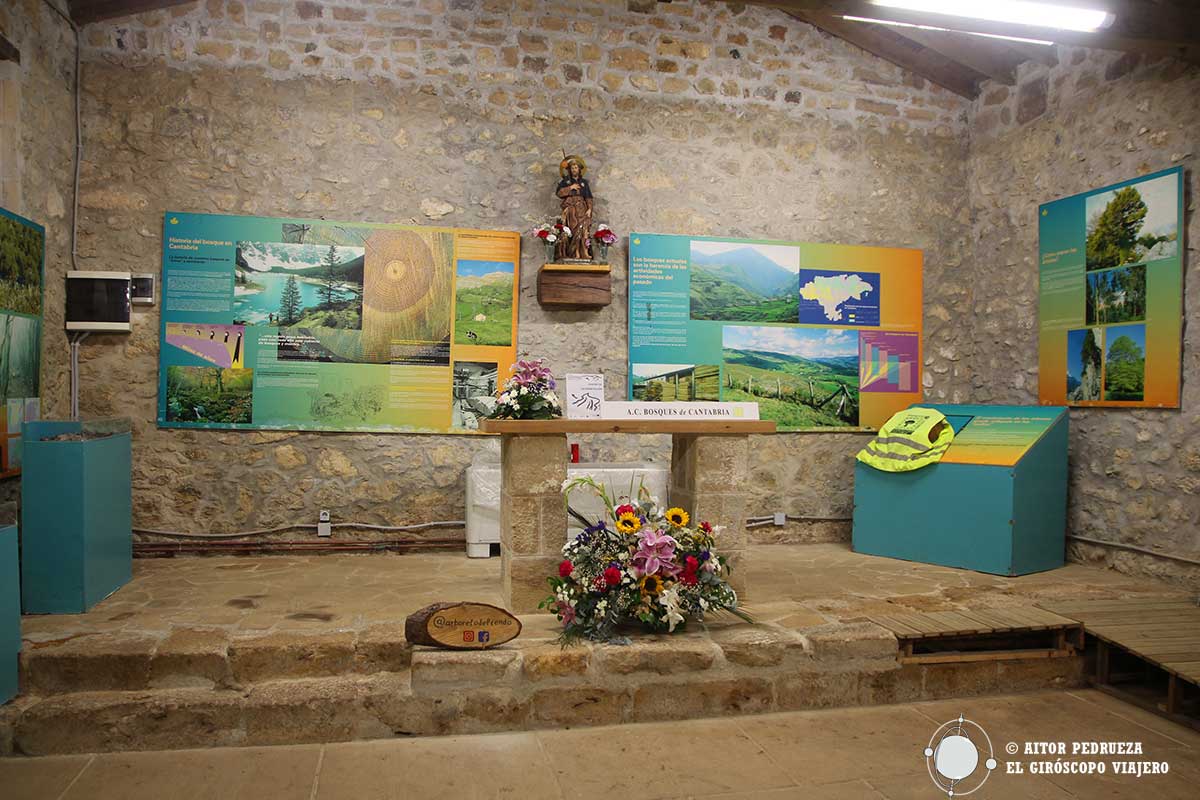 Interior de la Ermita de San Roque