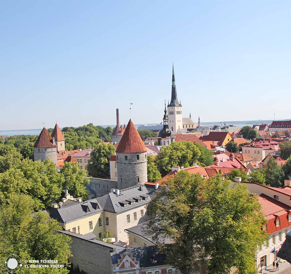 Mirador Patkuli con vistas de Tallin.