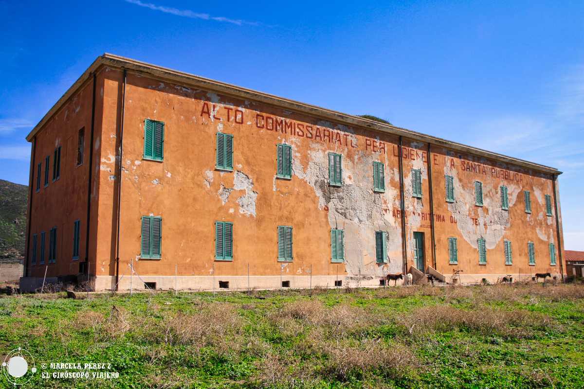 Antiguo centro de cuarentena de Asinara