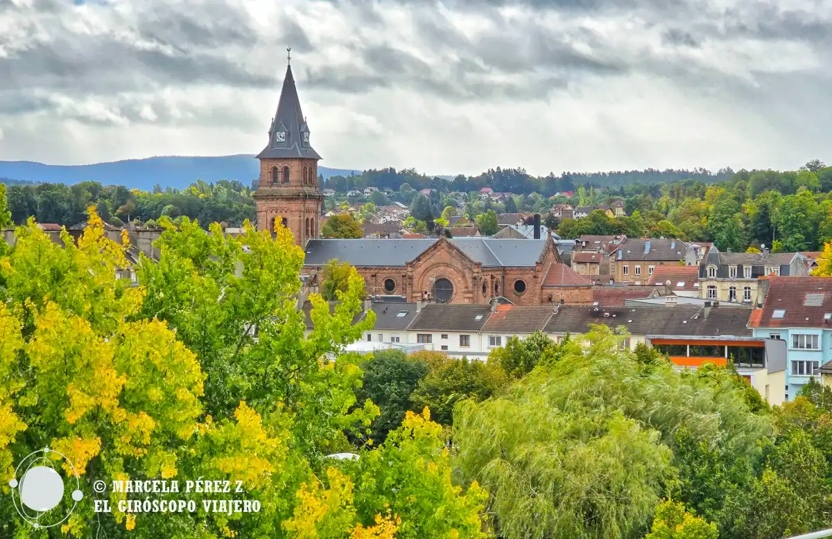 Vista de la catedral y el centro de Saint Dié