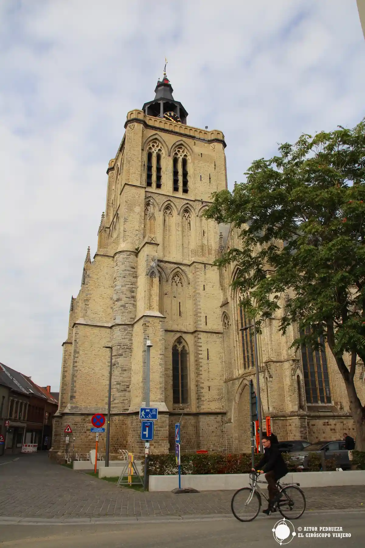 Iglesia de Sint-Bertinuskerk en Poperinge