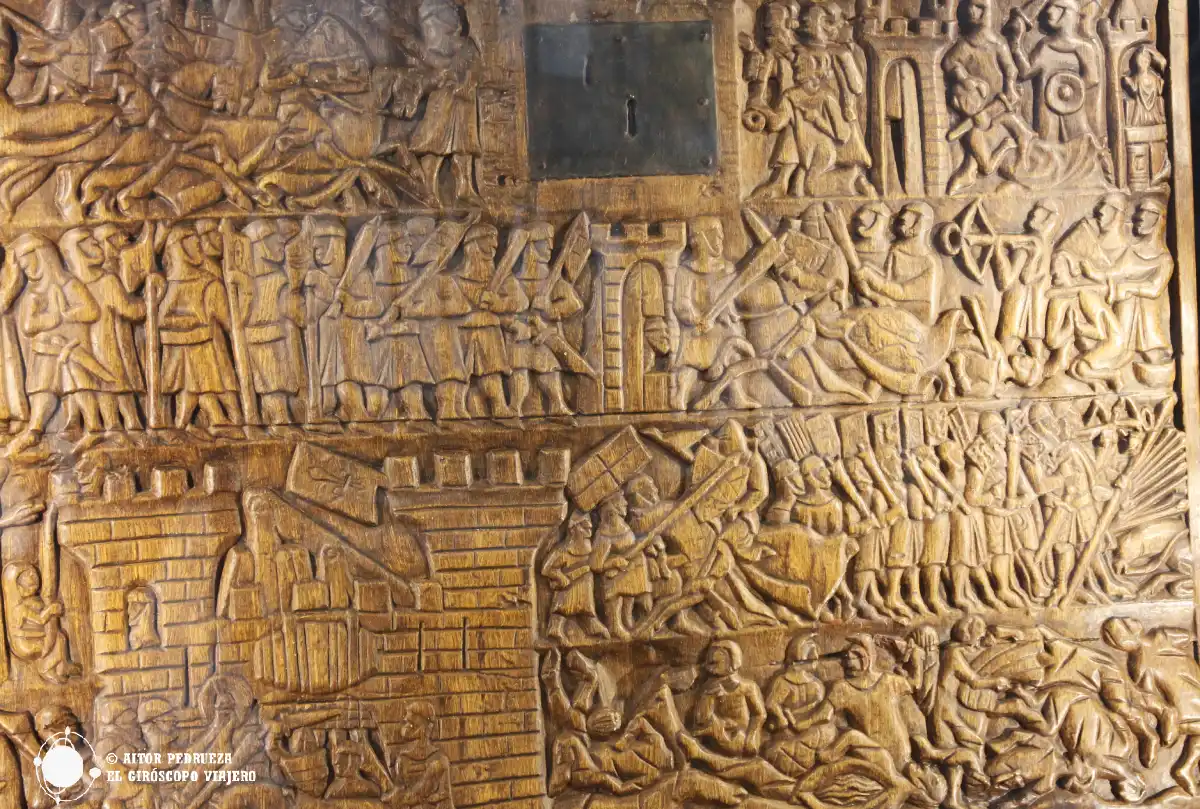 Relieve tallado sobre la batalla de 1302 en Kortrijk