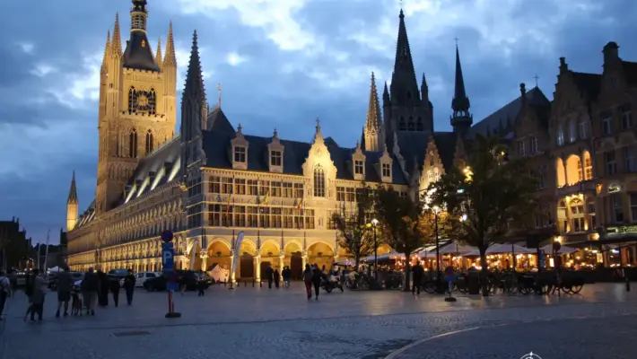 Ypres, (Ieper)Turismo y memoria en la ciudad de Flandes